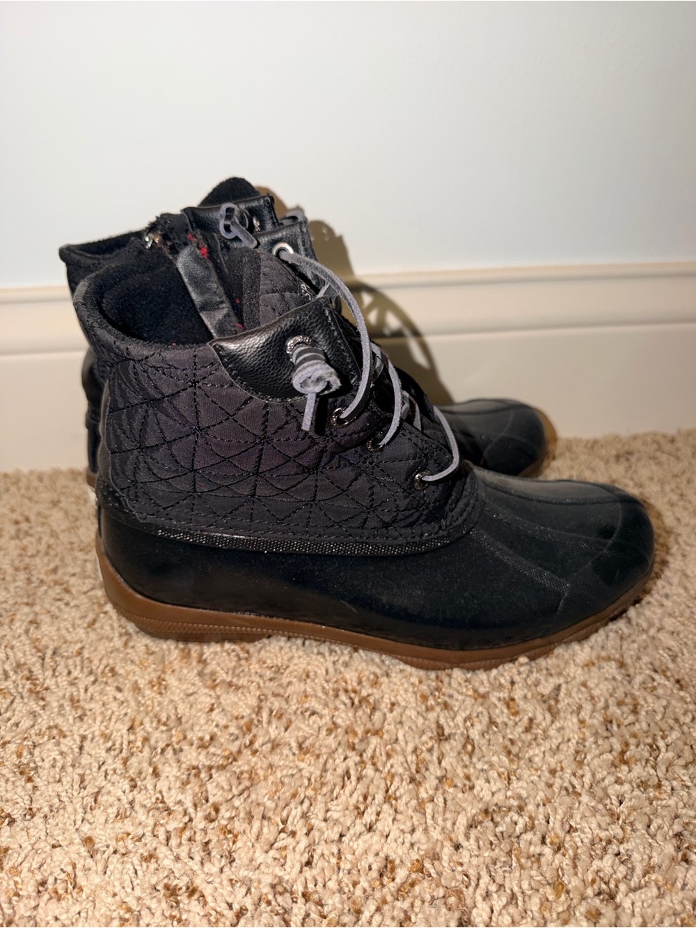 Sperry Black Quilted Lace-Up Winter Boots